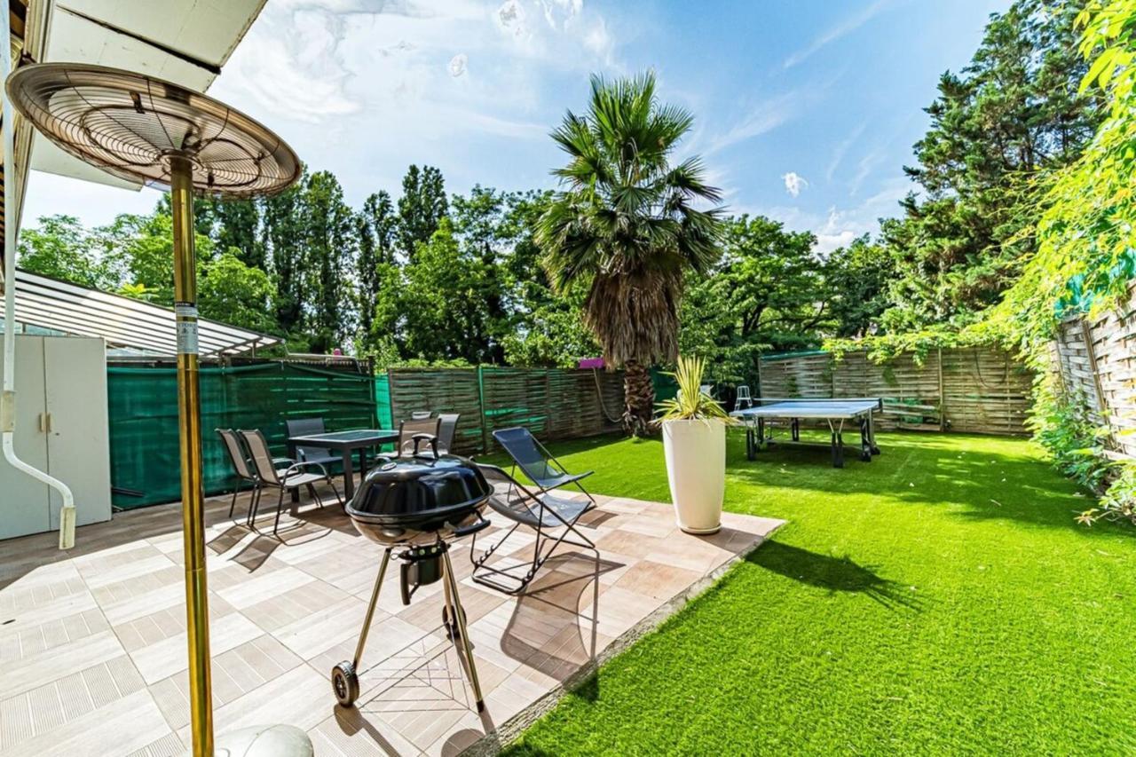 Maison Frappaz - 4 Bedrooms With Garden فيليوربان المظهر الخارجي الصورة